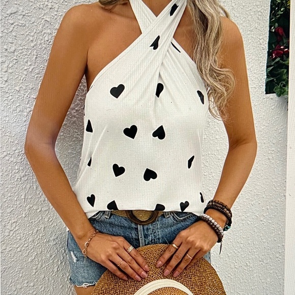 Tops - Women's White Heart Print Halter Top